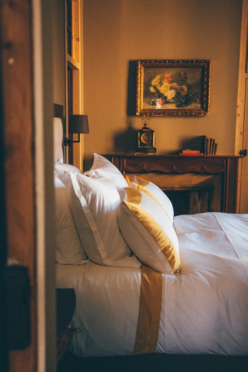Maison Beaucoup, a bedroom